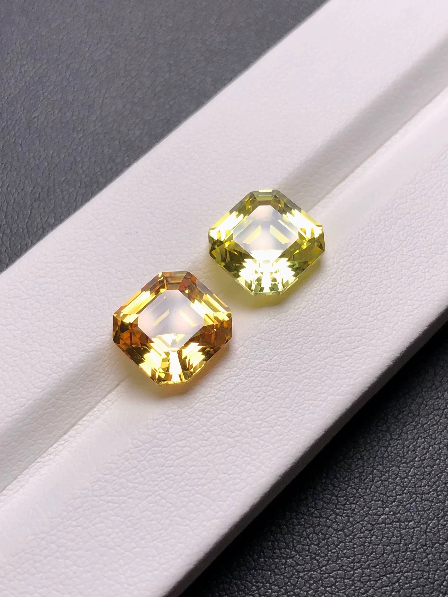 Yellow Sapphire - Asscher Cut