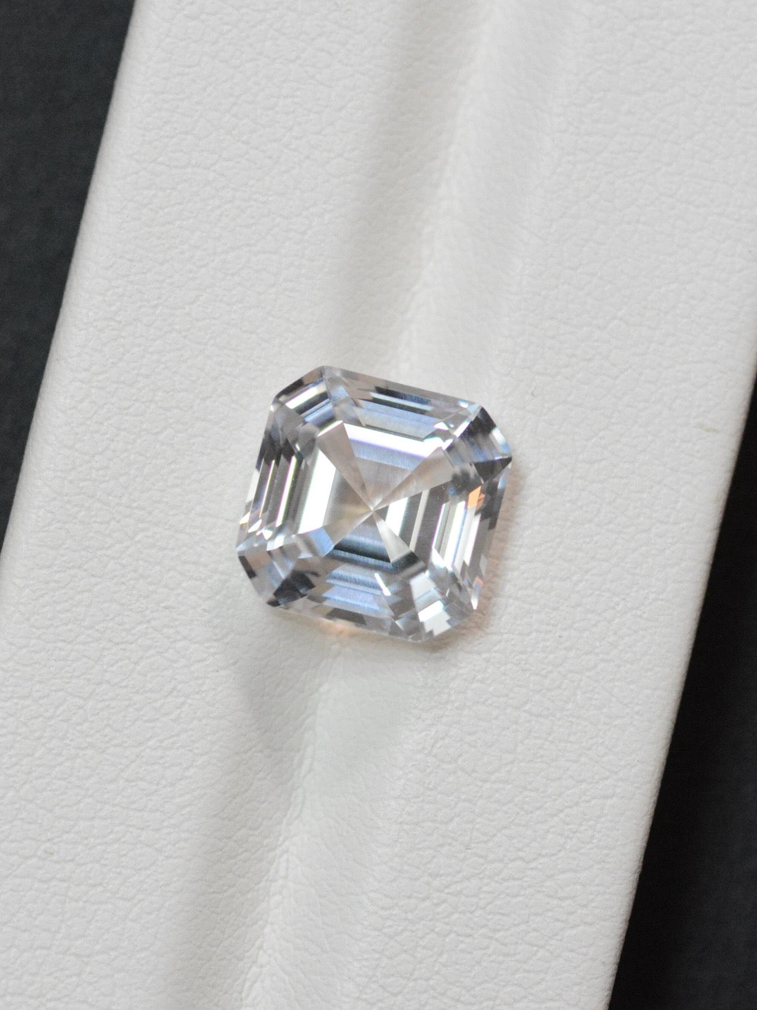 White Sapphire - Asscher Cut